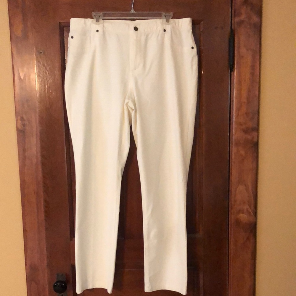Chico's Off-White Regular Pants